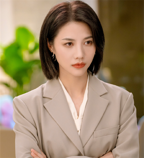 完蛋我被美女包圍了鐘甄演員